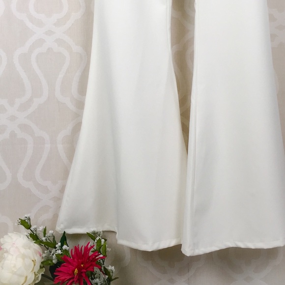 *LAST 2* 70’s Style Ruffle & Flare Jumpsuit - Picture 5 of 8